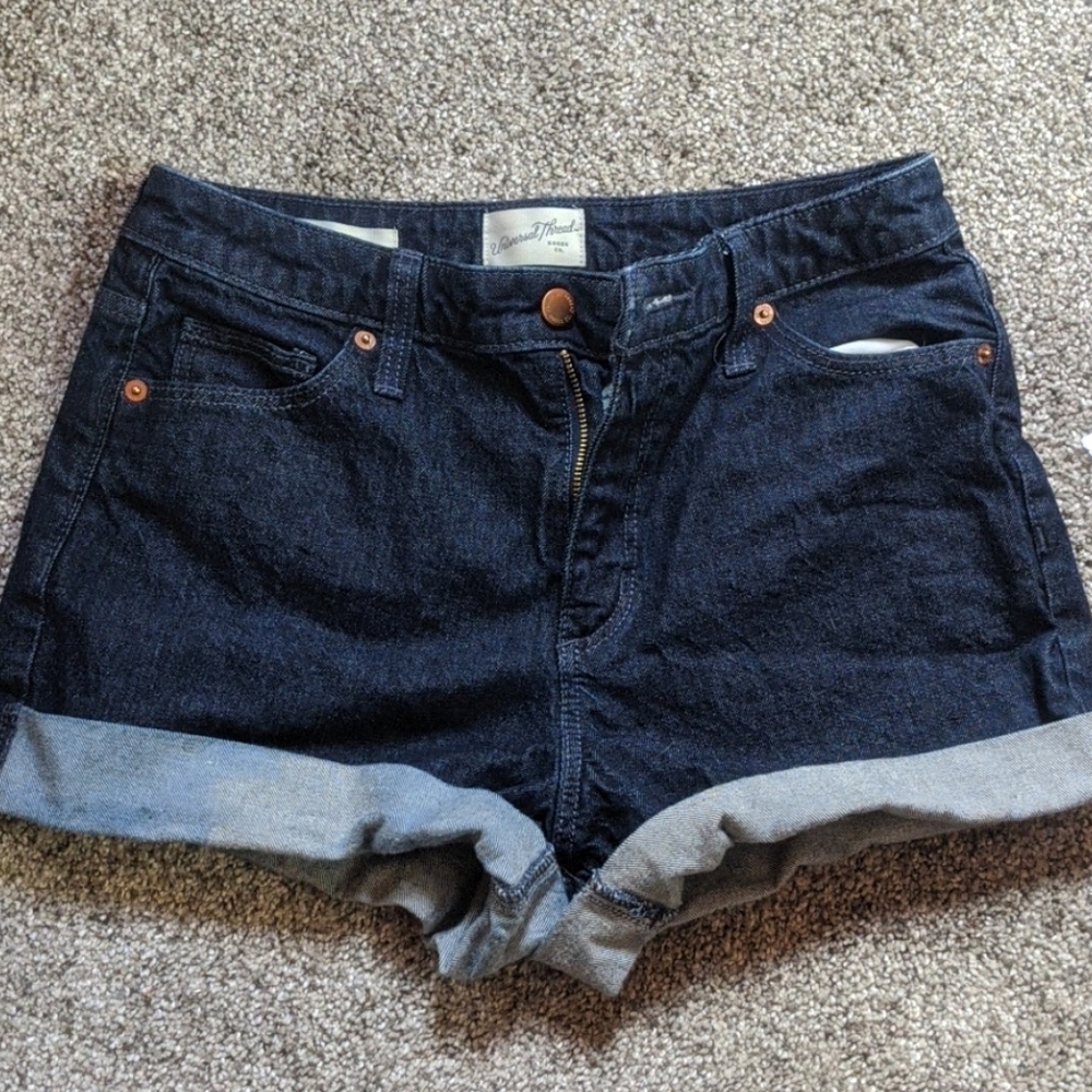 Universal Thread Woman's Shorts size 6/28